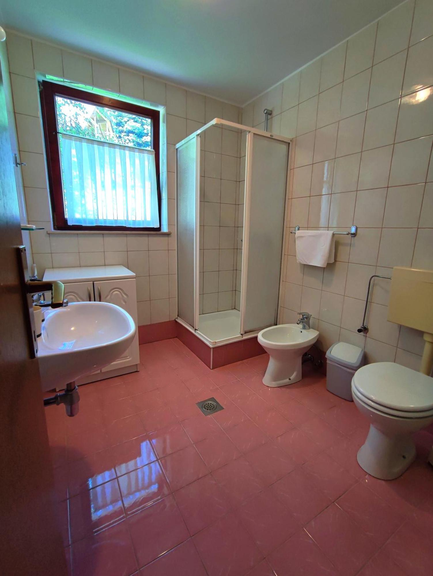 Domacija Za Robom Apartment Церкно Екстериор снимка